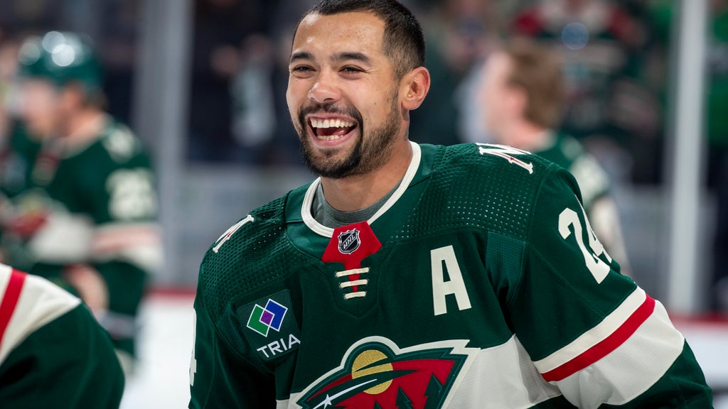 Defenseman Mathew Dumba retiring after 13 NHL seasons with 5 different teams — WCCO / CBS Minnesota, Fridley Sports news