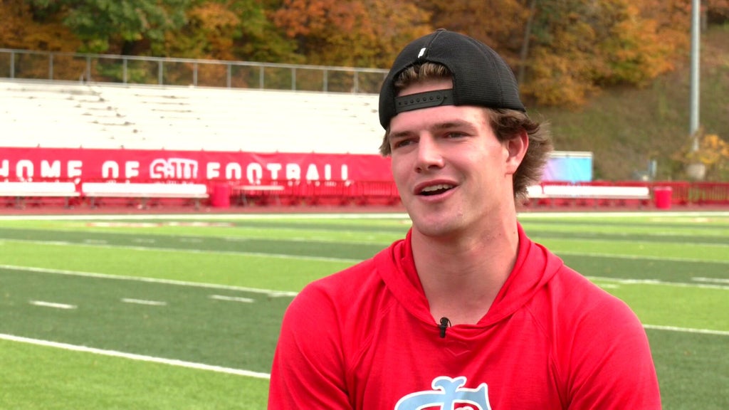 St. John's wide receiver Riley Schwellenbach finding success on the gridiron and baseball field — WCCO / CBS Minnesota, Fridley Schools news