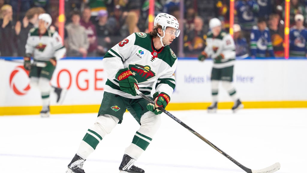 Quinn Hughes has goal, assist in his Vancouver return in Wild's 4-2 victory — WCCO / CBS Minnesota, Fridley Sports news