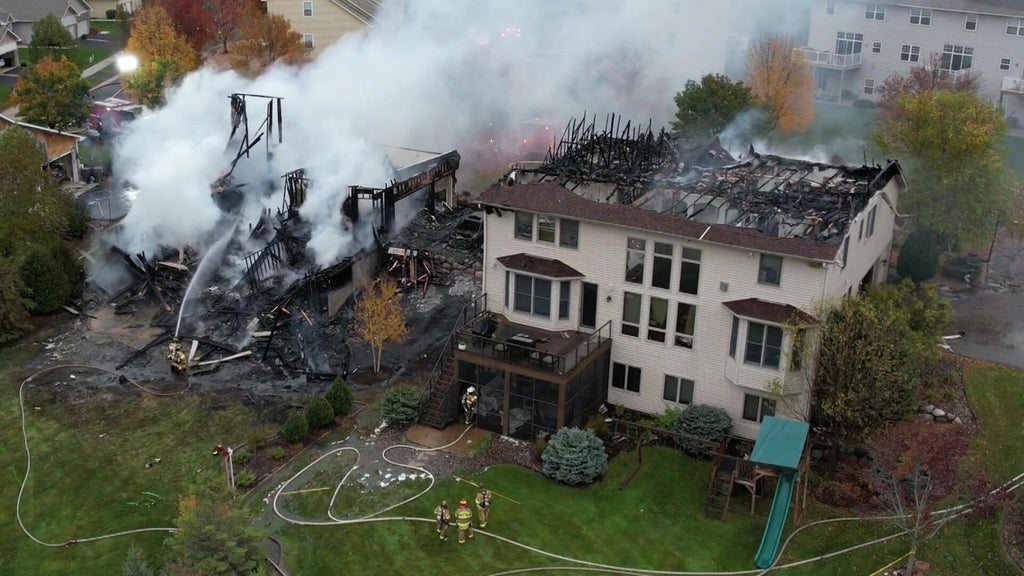 1 person unaccounted for in Victoria neighborhood fire, mayor says — WCCO / CBS Minnesota, Fridley Real Estate news