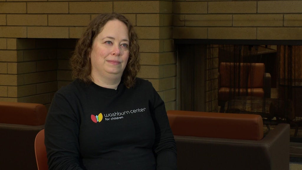 Expert shares tips on how to talk with children about traumatic events — WCCO / CBS Minnesota, Fridley Health news