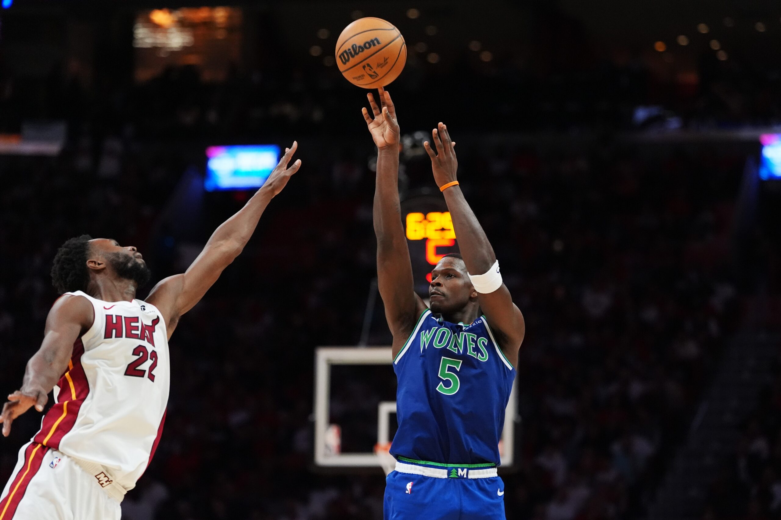 Anthony Edwards scores 45, Wolves roll past Heat 131-106 to spoil Giannis’ opener — KSTP 5, Fridley Business news