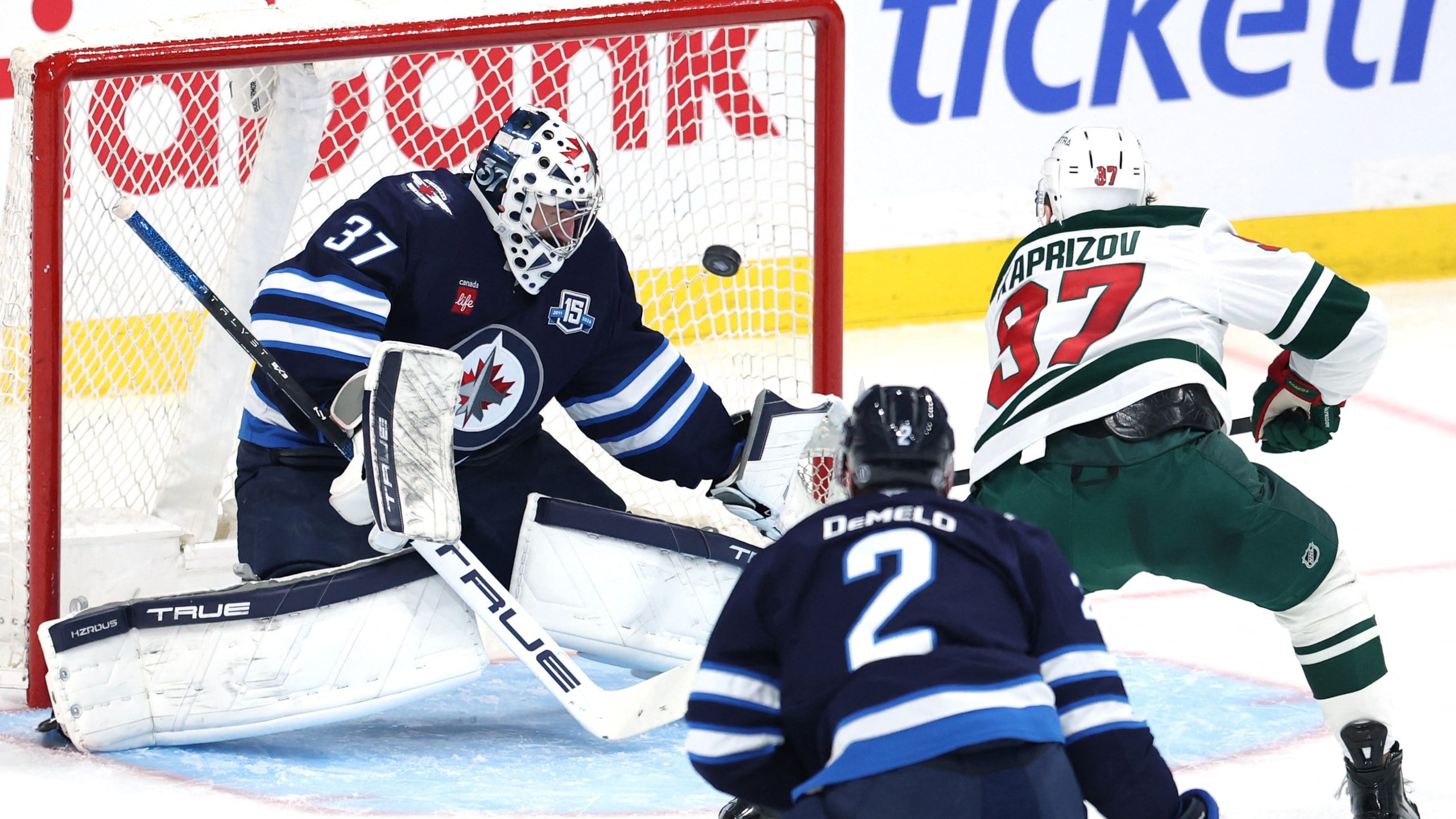 How Connor Hellebuyck Trade Might Hurt/Help MN Wild — Minnesota Sports Fan, Fridley Sports news