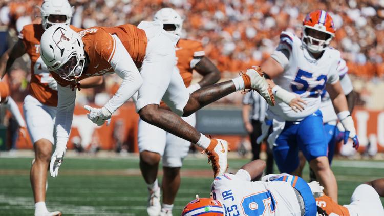 Good fortune continues to flip for No. 7 Texas after upset loss to Florida — KENS 5 (San Antonio), Fridley Sports news