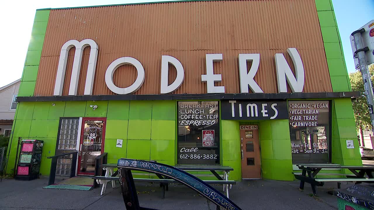 Modern Times Café, restaurant that offered free food during ICE surge, is closing — FOX 9